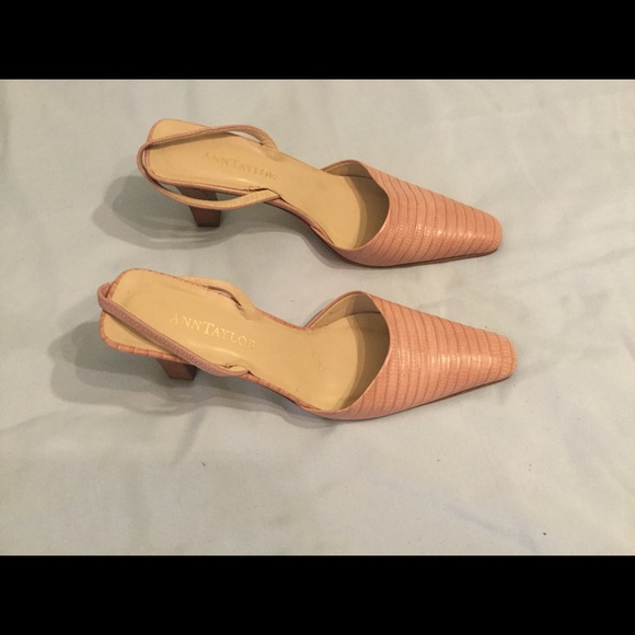 Ann Taylor Shoes - Picture 3 of 5